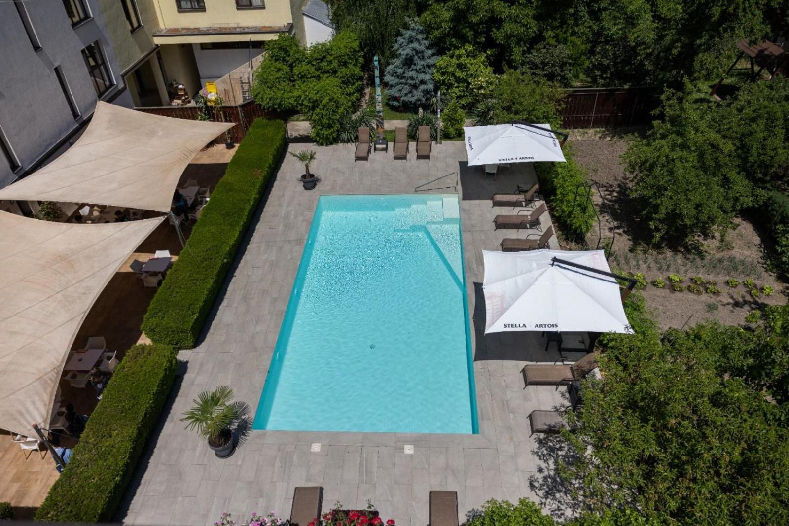 Hotel Perla Тимишоара Екстериор снимка